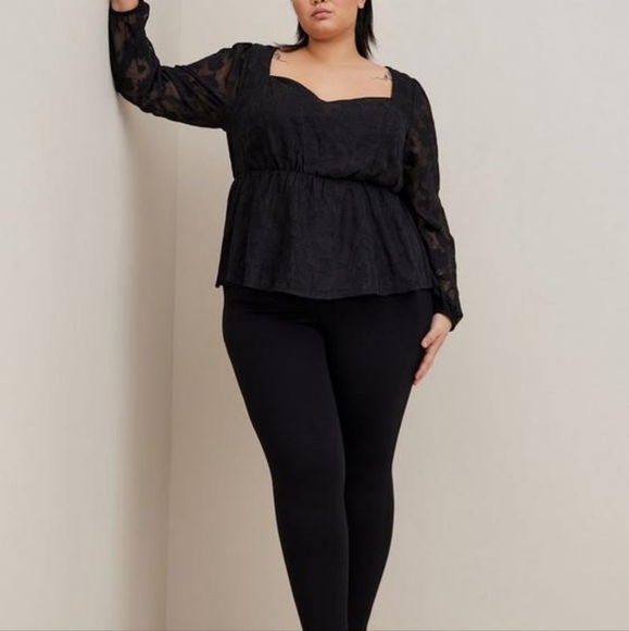 1X • Torrid • Peplum Chiffon Clip Floral Puff Sleeve Top - Picture 4 of 5